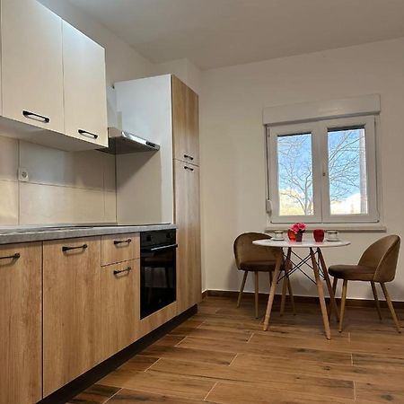 Guest House Ivan Donji Zemunik 外观 照片